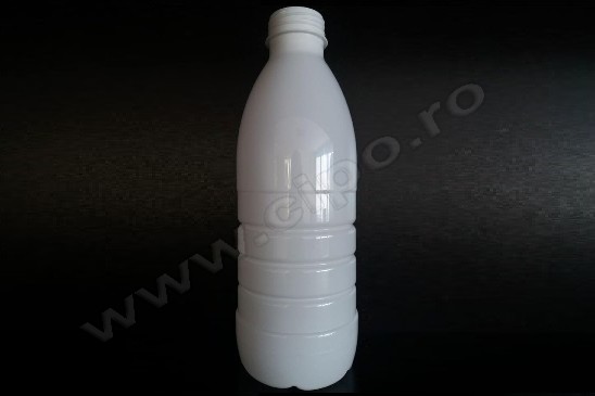 PET Milk bottle 0.9 Liter